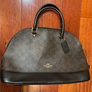 Coach Signature Sierra